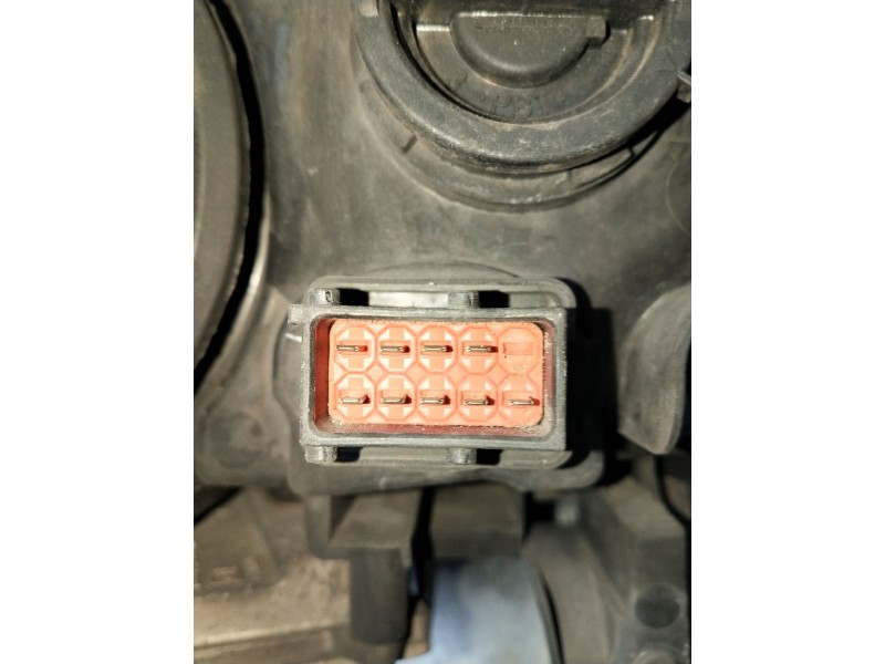 Recambio de faro derecho para saab 9-3 (ys3f, e79, d79, d75) 1,8t referencia OEM IAM 5DV00829000 28660103109145 XENON 2002