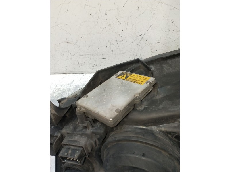 Recambio de faro derecho para saab 9-3 (ys3f, e79, d79, d75) 1,8t referencia OEM IAM 5DV00829000 28660103109145 XENON 2002
