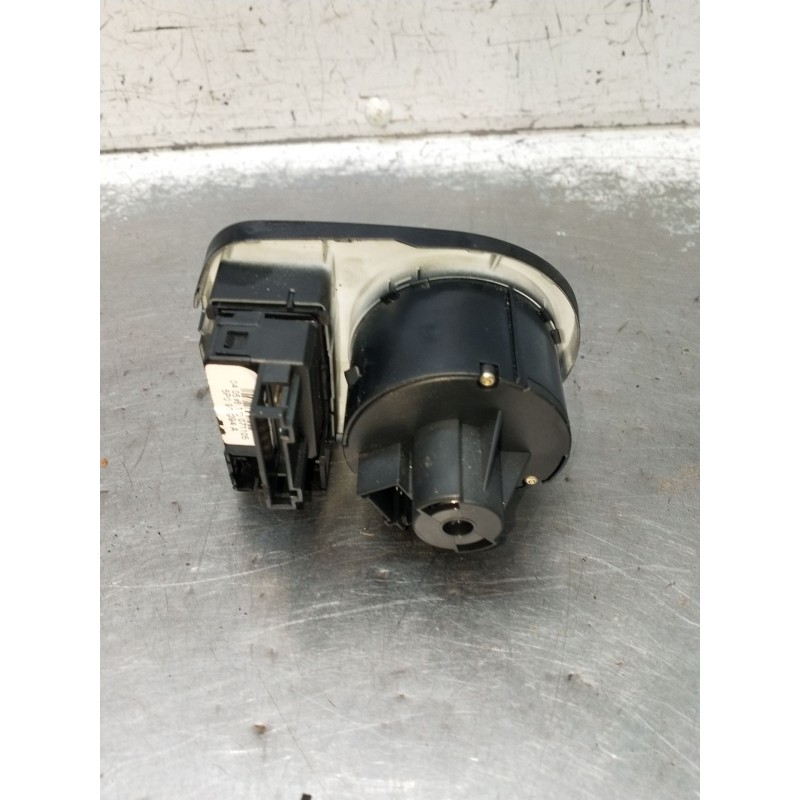 Recambio de mando luces para seat toledo iii (5p2) 2.0 tdi 16v referencia OEM IAM 5P1941431BS 04062506 2004