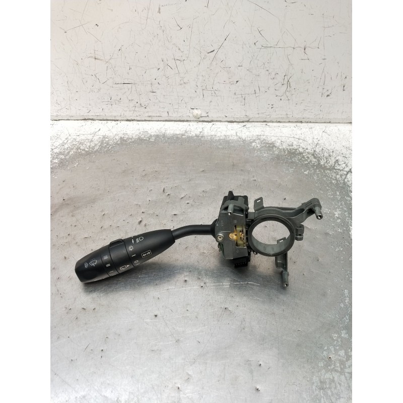 Recambio de mando limpia para mercedes-benz clase a (w169) a 180 cdi (169.007, 169.307) referencia OEM IAM A1695450210 MANDO LUC