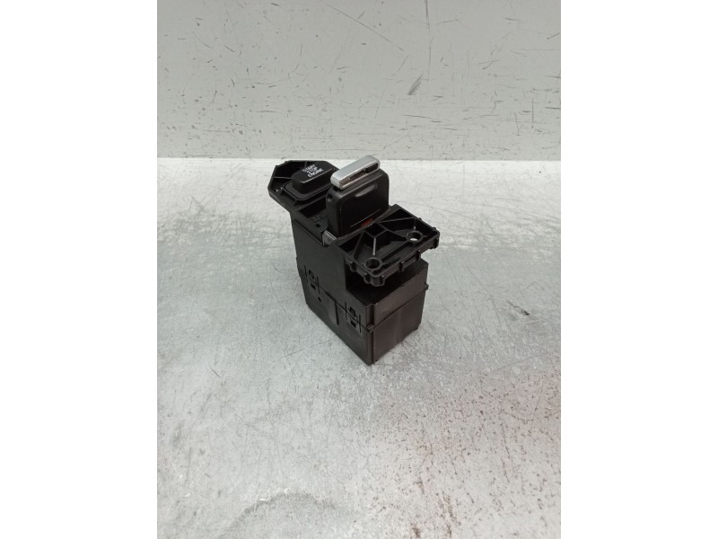 Recambio de conmutador de arranque para volvo xc60 kinetic awd referencia OEM IAM 8G9N11572AB 32900501 156076G9FXVR