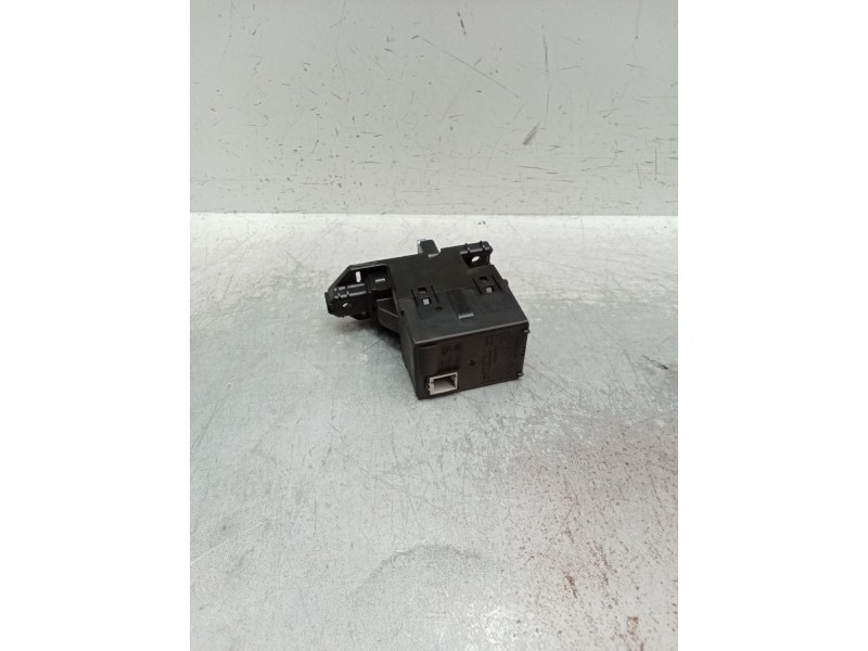 Recambio de conmutador de arranque para volvo xc60 kinetic awd referencia OEM IAM 8G9N11572AB 32900501 156076G9FXVR