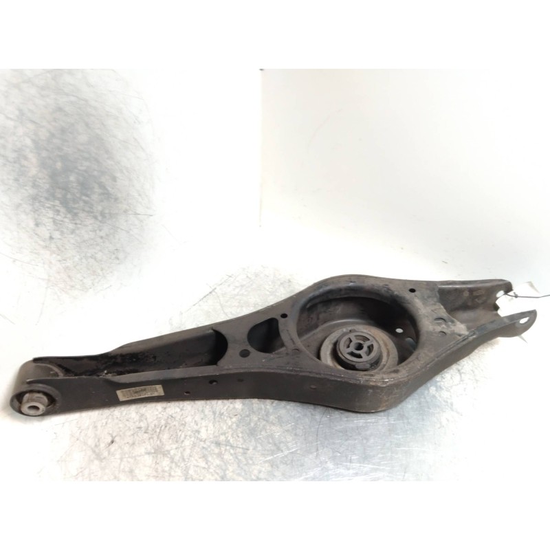 Recambio de brazo suspension inferior trasero izquierdo para seat altea xl (5p5) 2.0 tdi referencia OEM IAM   