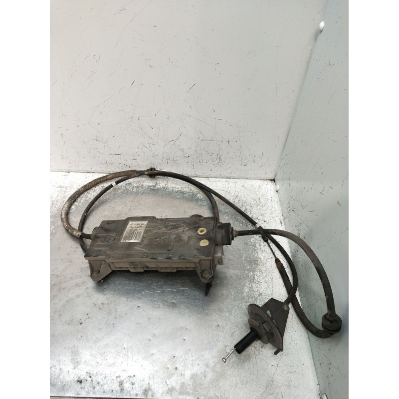 Recambio de freno de mano electrico para renault grand scénic ii (jm0/1_) 1.9 dci (jm14) referencia OEM IAM 8200702095 000720221