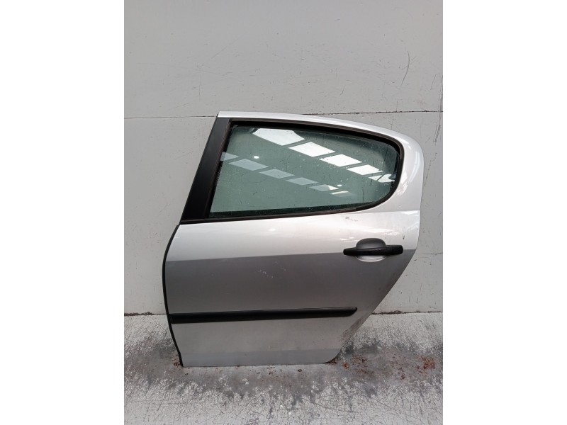 Recambio de puerta trasera izquierda para peugeot 407 (6d_) 1.8 (6d6fzb) referencia OEM IAM   4P