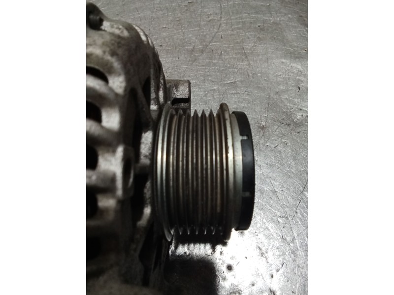 Recambio de alternador para kia stonic (yb) 1.0 t-gdi referencia OEM IAM 3730004950 8400383 