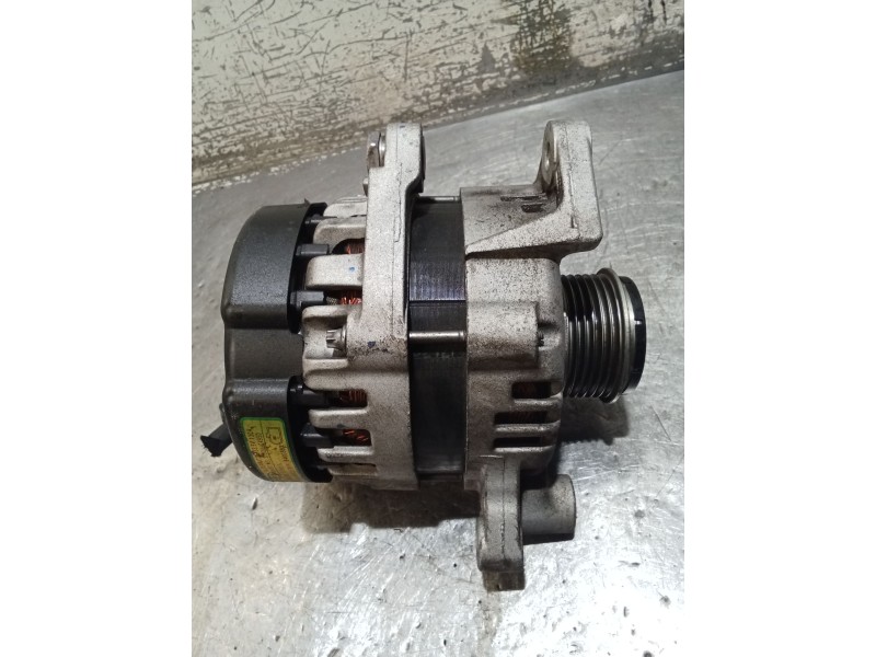 Recambio de alternador para kia stonic (yb) 1.0 t-gdi referencia OEM IAM 3730004950 8400383 