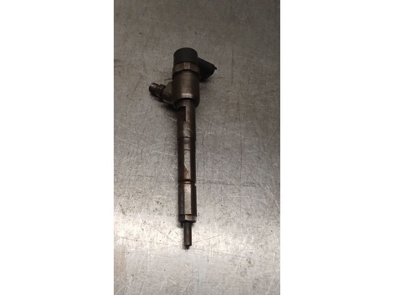 Recambio de inyector para fiat panda van (i) (271) active 2 sitze referencia OEM IAM 0445110183  BOSCH