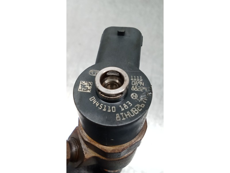 Recambio de inyector para fiat panda van (i) (271) active 2 sitze referencia OEM IAM 0445110183  BOSCH
