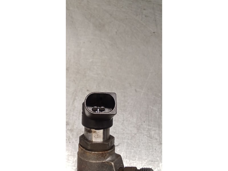 Recambio de inyector para citroën c4 picasso referencia OEM IAM 9802448680 50274V05 CONTINENTAL