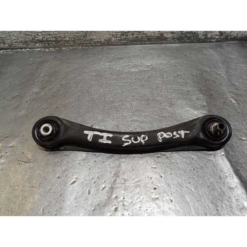 Recambio de brazo suspension superior trasero izquierdo para mercedes-benz clase e (w124) berlina referencia OEM IAM   POSTERIOR