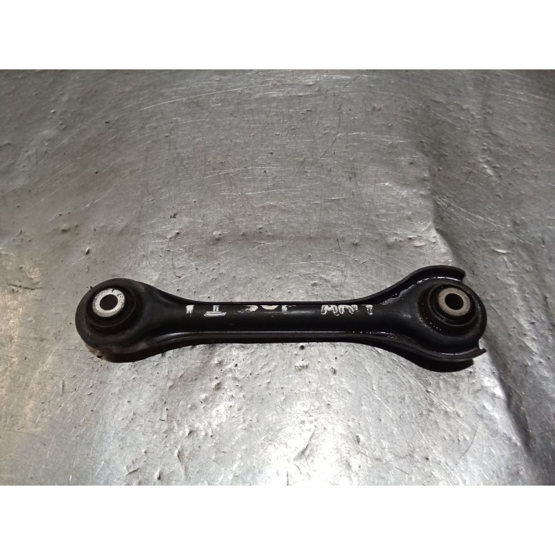 Recambio de brazo suspension superior trasero izquierdo para mercedes-benz clase e (w124) berlina referencia OEM IAM   ANTERIOR
