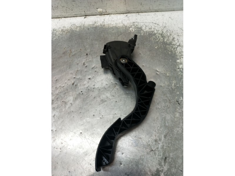 Recambio de potenciometro pedal para volkswagen passat b5.5 (3b3) 1.9 tdi referencia OEM IAM 6PV00837603 8D1721523F 2001
