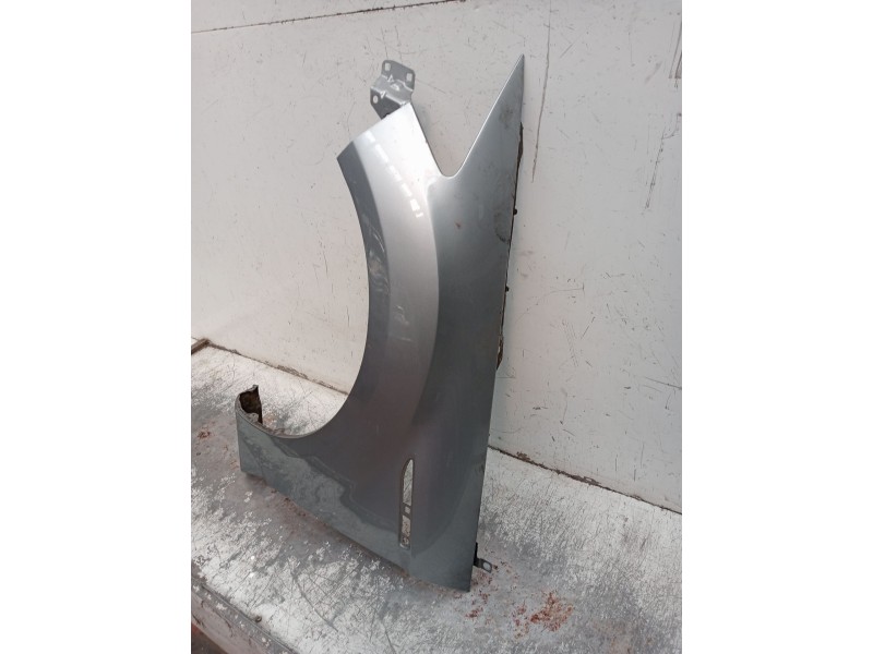 Recambio de aleta delantera izquierda para ford mondeo sportbreak (ca2) trend x referencia OEM IAM   