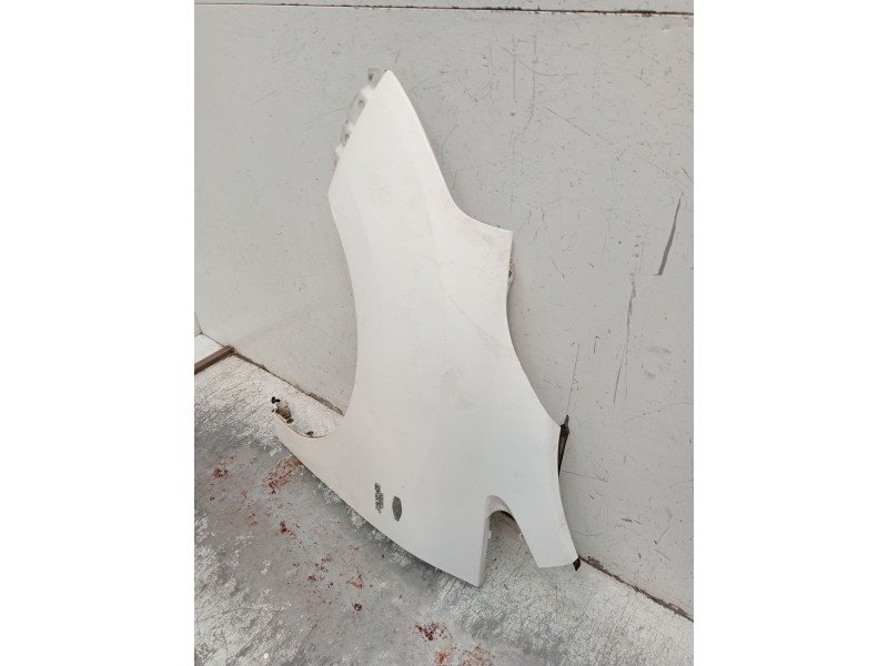 Recambio de aleta delantera izquierda para toyota verso (_r2_) 2.2 d-4d (aur21_) referencia OEM IAM   