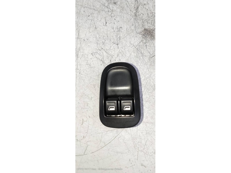 Recambio de mando elevalunas delantero izquierdo para peugeot 206 berlina x-line referencia OEM IAM   