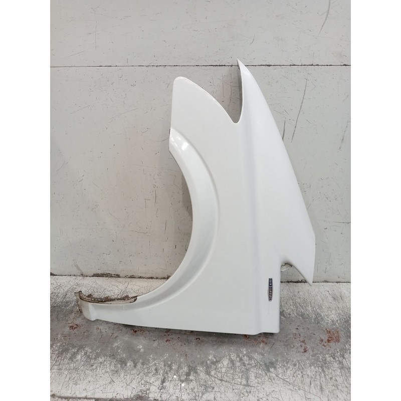 Recambio de aleta delantera izquierda para mercedes-benz viano (w639) cdi 2.2 (639.811, 639.813, 639.815, 639.711, 639.713) refe
