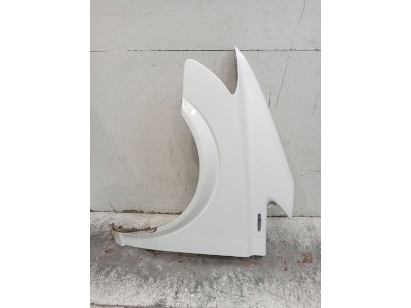 Recambio de aleta delantera izquierda para mercedes-benz viano (w639) cdi 2.2 (639.811, 639.813, 639.815, 639.711, 639.713) refe