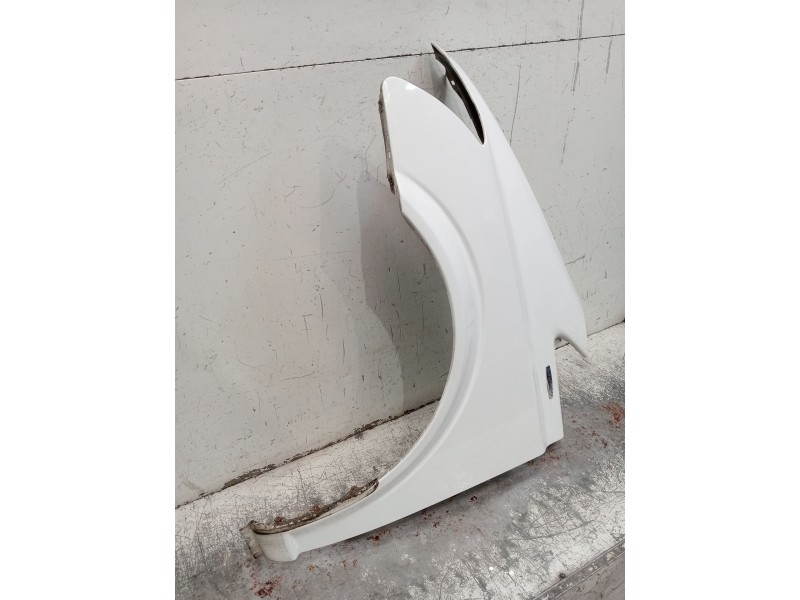 Recambio de aleta delantera izquierda para mercedes-benz viano (w639) cdi 2.2 (639.811, 639.813, 639.815, 639.711, 639.713) refe