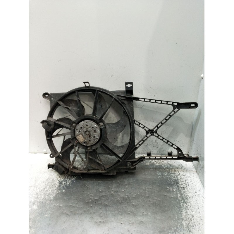 Recambio de electroventilador para opel zafira / zafira family b (a05) 1.8 (m75) referencia OEM IAM 0130303986 13205941 2005