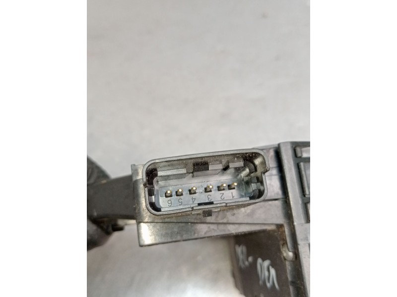 Recambio de motor cierre centralizado delantero derecho para ds 5 business class hybrid 4x4 referencia OEM IAM 9686919380 406271