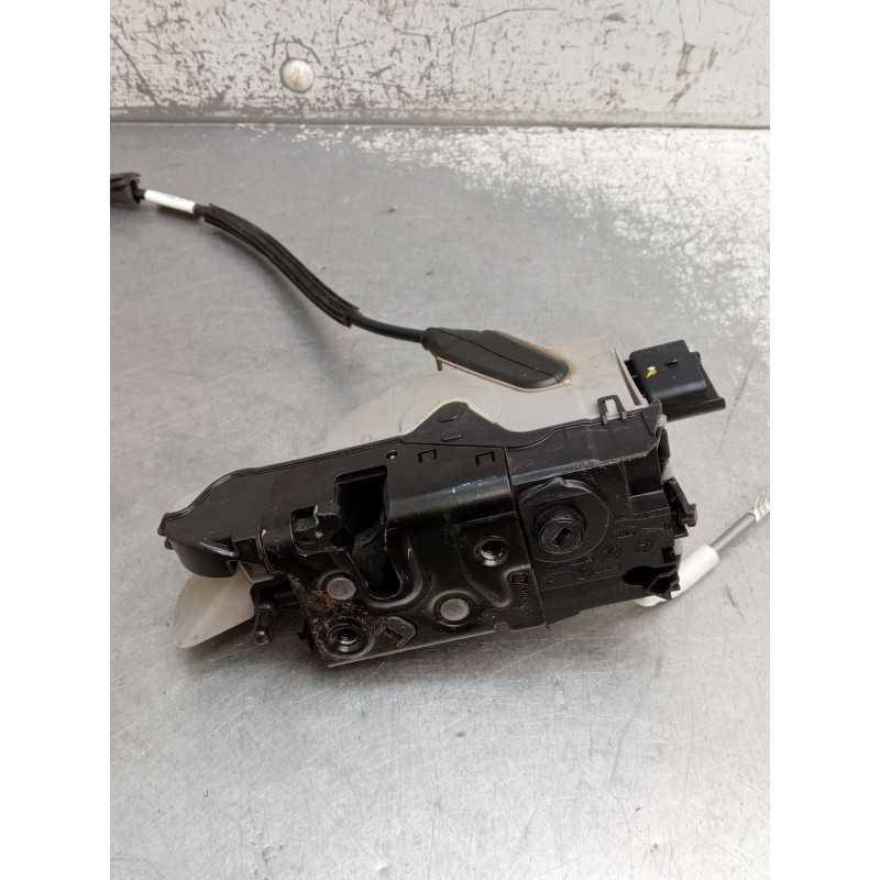 Recambio de motor cierre centralizado delantero izquierdo para ds 5 business class hybrid 4x4 referencia OEM IAM 9686919480 4051