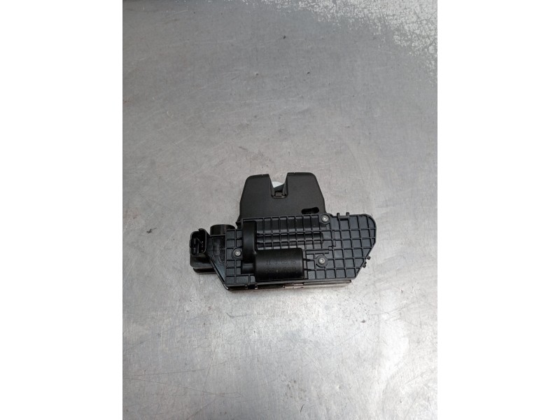 Recambio de motor cierre centralizado porton para ds 5 business class hybrid 4x4 referencia OEM IAM 9151487499H  2012 5P