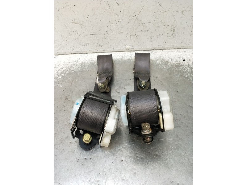 Recambio de juego cinturones trasero para honda logo (ga) 1.3 (ga3) referencia OEM IAM  3P 1999
