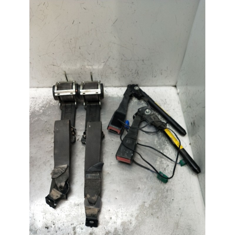 Recambio de juego cinturones delantero para opel zafira / zafira family b (a05) 1.8 (m75) referencia OEM IAM  5P 2005