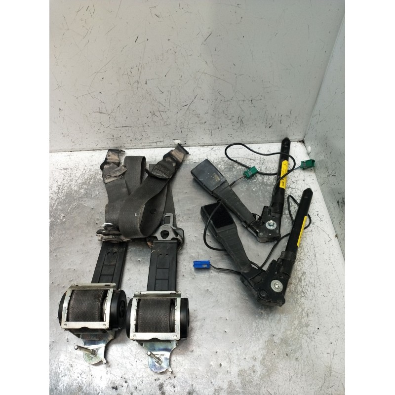 Recambio de juego cinturones delantero para opel zafira / zafira family b (a05) 1.8 (m75) referencia OEM IAM  5P 2005