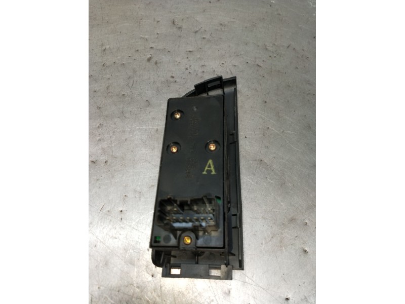 Recambio de mando elevalunas delantero izquierdo para honda logo (ga) 1.3 (ga3) referencia OEM IAM M15846 3P 1999