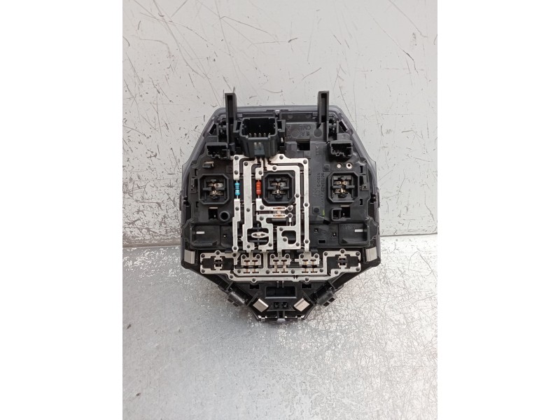 Recambio de luz interior para ds 5 business class hybrid 4x4 referencia OEM IAM 96702429  2012
