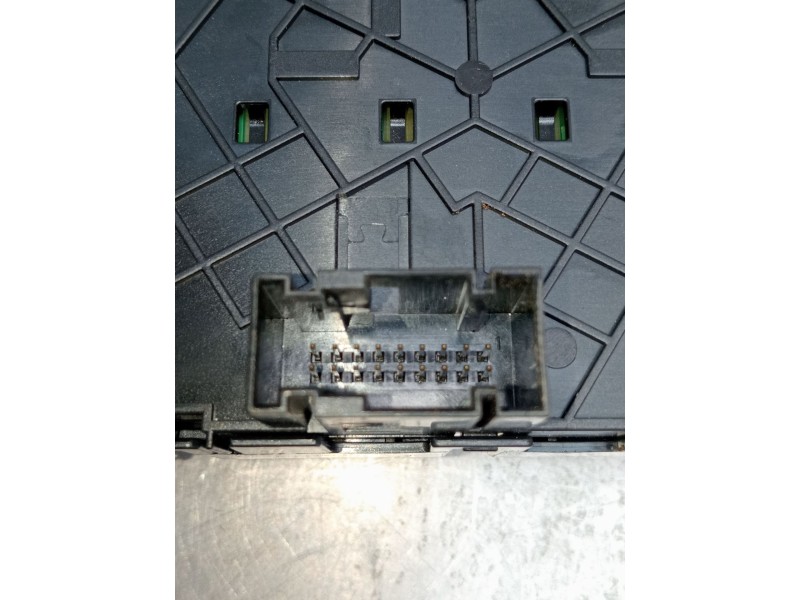 Recambio de mando multifuncion para ds 5 business class hybrid 4x4 referencia OEM IAM  ELEVALUNAS 2012