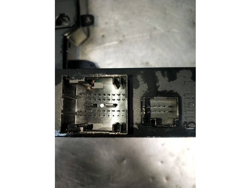 Recambio de mando elevalunas delantero izquierdo para mercedes-benz clase m (w163) 400 cdi inspiration (163.128) referencia OEM 
