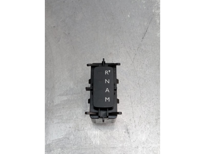 Recambio de modulo electronico para ds 5 business class hybrid 4x4 referencia OEM IAM 98073484ZD 03227040100 2012