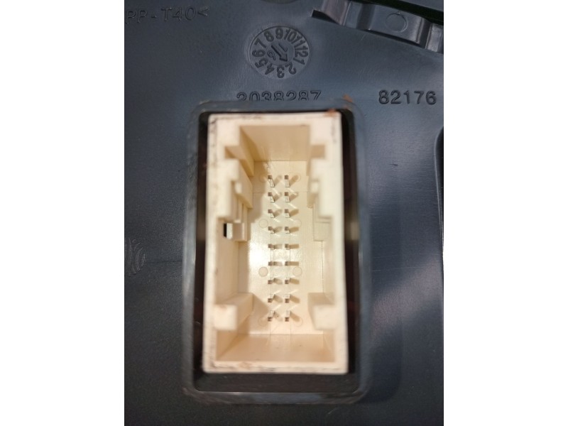Recambio de cuadro instrumentos para ds 5 business class hybrid 4x4 referencia OEM IAM 9814631080 NS30318139 2012