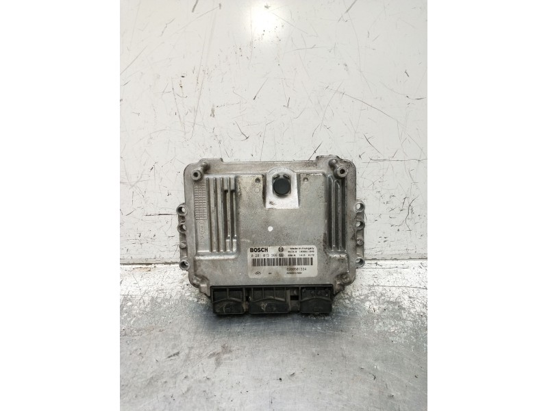 Recambio de centralita motor uce para renault grand scénic ii (jm0/1_) 1.9 dci (jm14) referencia OEM IAM 0281013366 8200601334 1