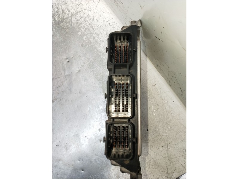 Recambio de centralita motor uce para renault grand scénic ii (jm0/1_) 1.9 dci (jm14) referencia OEM IAM 0281013366 8200601334 1