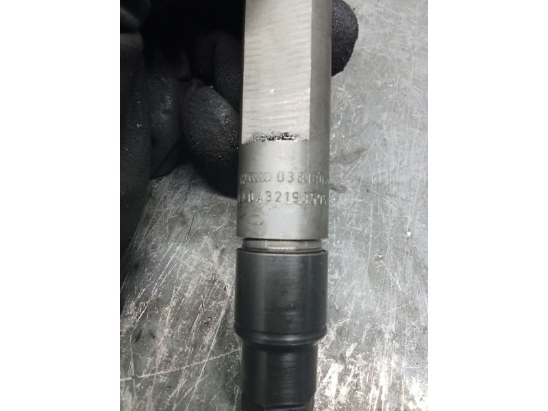 Recambio de inyector para seat leon (1m1) 1.9 tdi referencia OEM IAM 038130202A 0432193595 BOSCH