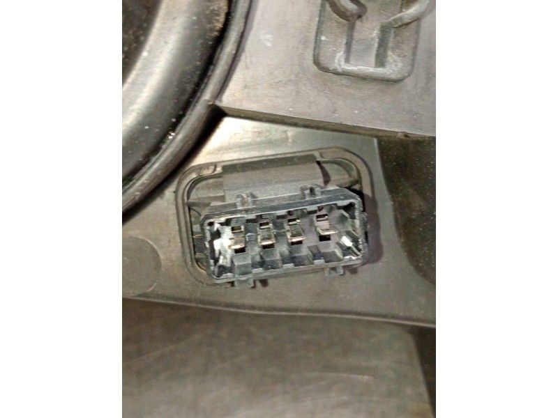 Recambio de faro derecho para volvo v70 ii (285) 2.4 referencia OEM IAM 89006877 8662922 2000
