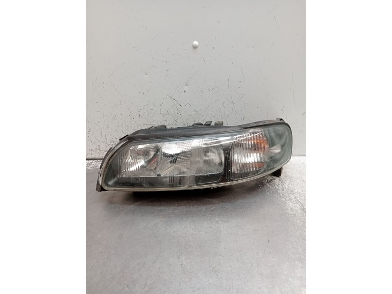 Recambio de faro izquierdo para volvo v70 ii (285) 2.4 referencia OEM IAM 89006878 8662919 2000