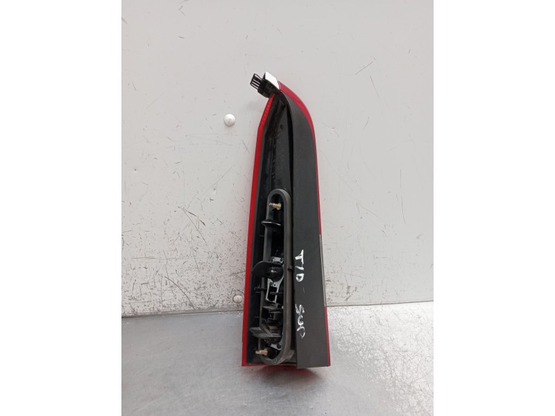 Recambio de piloto trasero derecho para volvo v70 ii (285) 2.4 referencia OEM IAM 9154494  2000