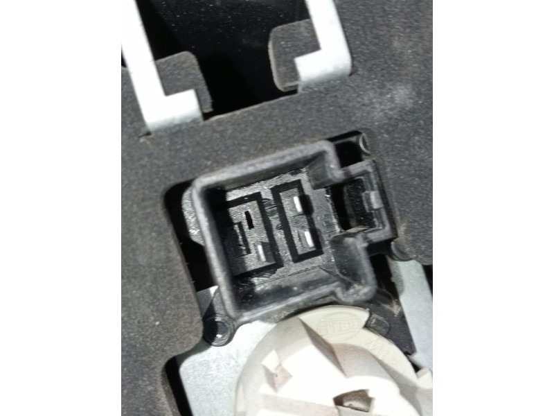 Recambio de piloto trasero izquierdo para volvo v70 ii (285) 2.4 referencia OEM IAM   2000