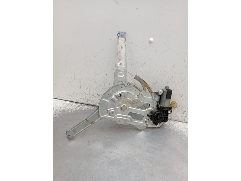 Recambio de elevalunas delantero derecho para volvo v70 ii (285) 2.4 referencia OEM IAM 8626850  2000 5P