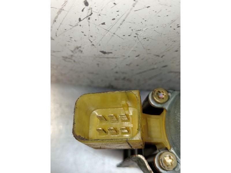 Recambio de elevalunas delantero derecho para volvo v70 ii (285) 2.4 referencia OEM IAM 8626850  2000 5P