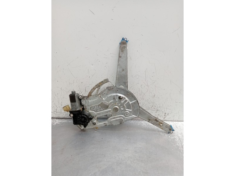 Recambio de elevalunas delantero izquierdo para volvo v70 ii (285) 2.4 referencia OEM IAM 8626849  2000 5P