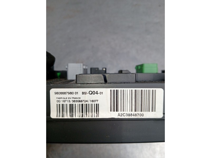 Recambio de caja reles / fusibles para ds 5 business class hybrid 4x4 referencia OEM IAM 980668798001 BSIQ4 A2C38846700 36306872