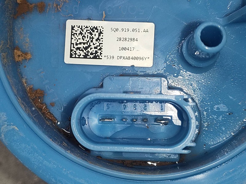 Recambio de bomba combustible para volkswagen golf vii lim. (bq1) advance referencia OEM IAM 5Q0919051AA  