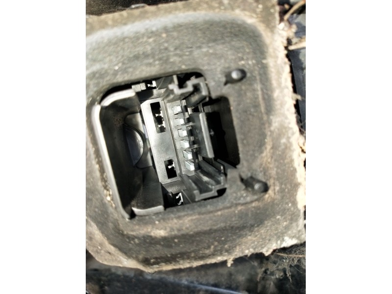 Recambio de piloto trasero derecho para renault grand scénic ii (jm0/1_) 1.9 dci (jm14) referencia OEM IAM   2006