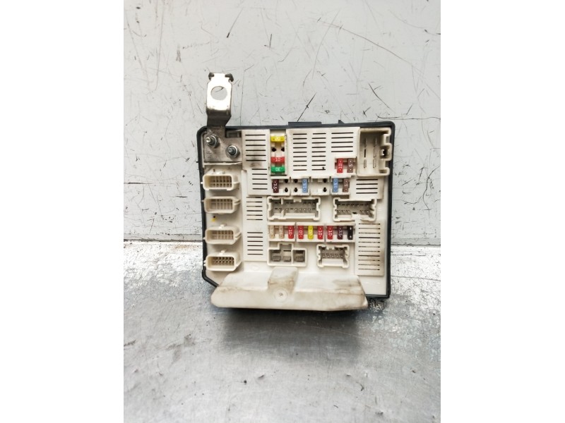 Recambio de caja reles / fusibles para renault grand scénic ii (jm0/1_) 1.9 dci (jm14) referencia OEM IAM 8200481866G 7950707440